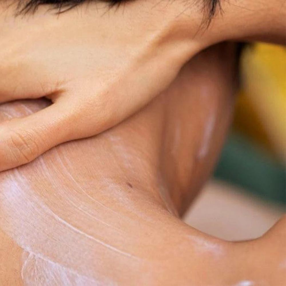 The Body Shop - Amandelmelk Body Butter (50 ml) - Afbeelding 3